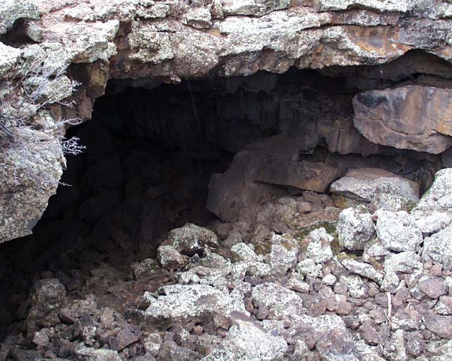 01 el maplais cave entrance
