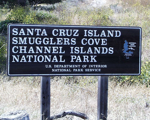 Smugglers cove sign