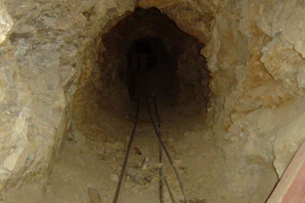 Cave rails